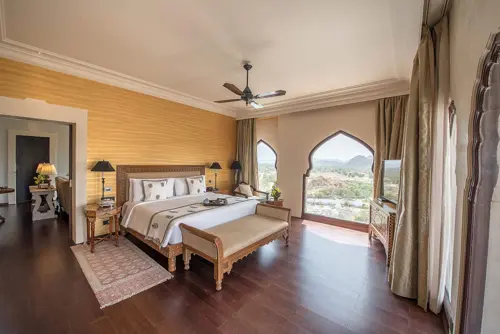 Fairmont Jaipur - Rooms - 1162 Sqft 108 Sqmt Mountainhill View King Bed 14