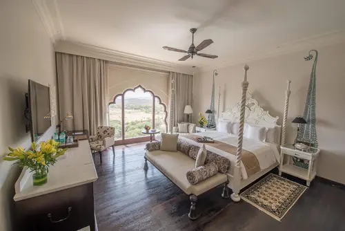 Fairmont Jaipur - Rooms - 549 Sqft 51 Sqmt Swimming Pool View King Bed 10