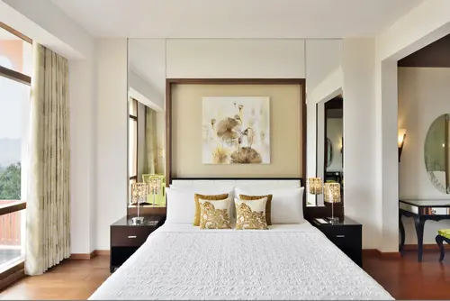 Le Méridien Jaipur Resort & Spa - Rooms - 1614 Sqft 150 Sqmt Swimming Pool View King Bed 15