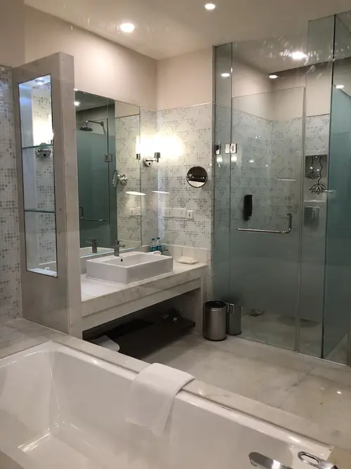 Le Méridien Jaipur Resort & Spa - Rooms - 377 Sqft 35 Sqmt Garden View Kingbed 34