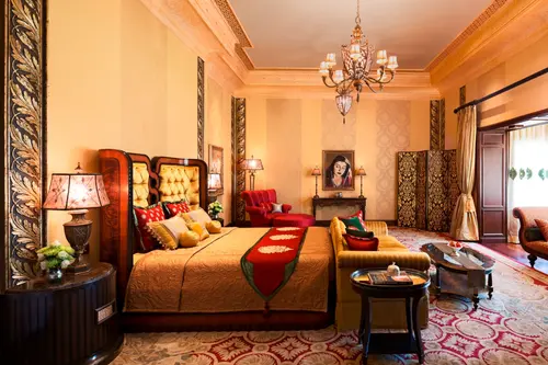 Taj Rambagh Palace, Jaipur - Rooms - 1496 Sqft 139 Sqmt Garden View King Bed 18