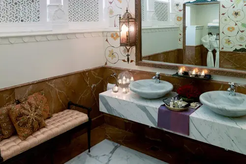 Taj Rambagh Palace, Jaipur - Rooms - Washroom 53