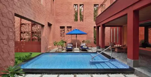 Taj Devi Ratn Resort & Spa, Jaipur - Rooms - 1894 Sqft 176 Sqmt Swimming Pool View King Bed 4