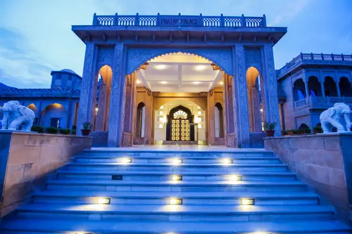 Taj Pratap Mahal, Pushkar - Overview - Facade 12