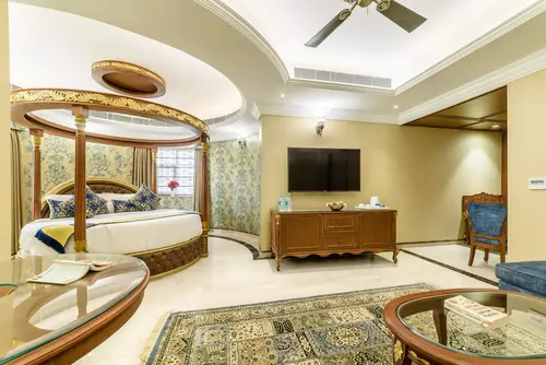 Fort Rajwada, Jaisalmer - Rooms - 530 Sqft 49 Sqmt Garden View King Bed 42