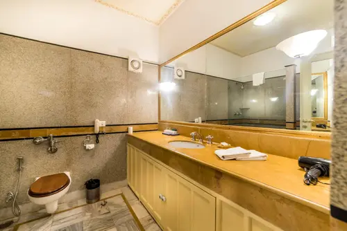 Fort Rajwada, Jaisalmer - Rooms - Washroom 116