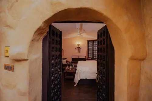 Ajit Bhawan Palace, Jodhpur - Rooms - 350 Sqft 33 Sqmt Garden View Double Bed 12