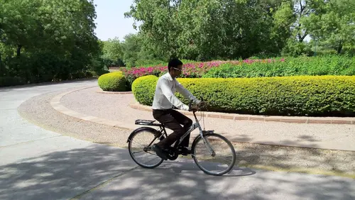 WelcomHeritage Bal Samand Lake Palace - Overview - Outdoors 18