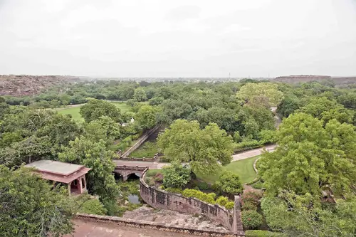 WelcomHeritage Bal Samand Lake Palace - Overview - Outdoors 24