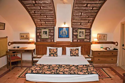 WelcomHeritage Bal Samand Lake Palace - Rooms - 240 Sqft 22 Sqmt Garden View Double Bed 14