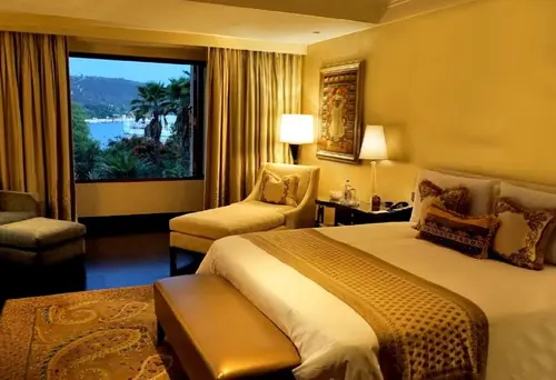 The Leela Palace Udaipur - Rooms - 480 Sqft 45 Sqmt Garden View King Bed 9