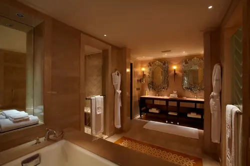 The Leela Palace Udaipur - Rooms - Washroom 44