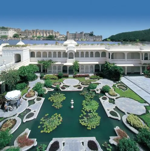 Taj Lake Palace, Udaipur - Rooms - 301 Sqft 28 Sqmt Full Beds 2