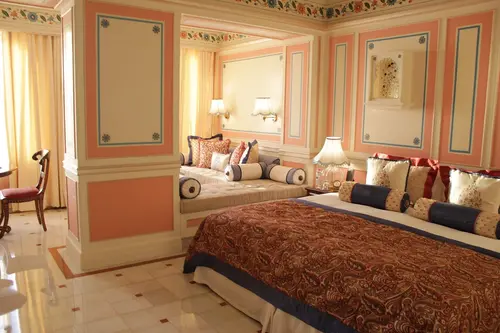 Taj Lake Palace, Udaipur - Rooms - 35 Sqft 3 Sqmt Lake View Double Bed 9