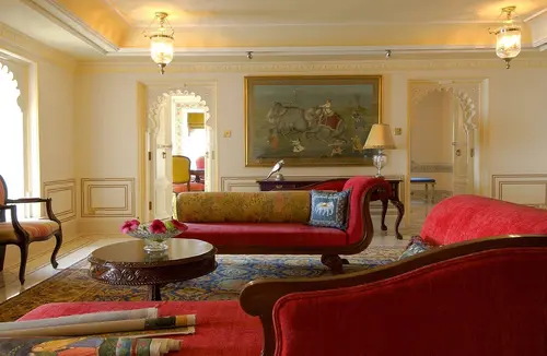 Taj Lake Palace, Udaipur - Rooms - 797 Sqft 74 Sqmt Lake View King Bed 48