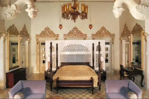 Taj Lake Palace, Udaipur - Rooms - 797 Sqft 74 Sqmt Lake View King Bed 54