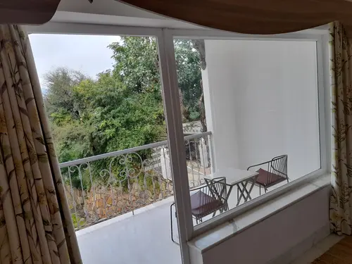 Fateh Garh, Udaipur - Rooms - 450 Sqft 42 Sqmt Mountainhill View Queen Bed 30