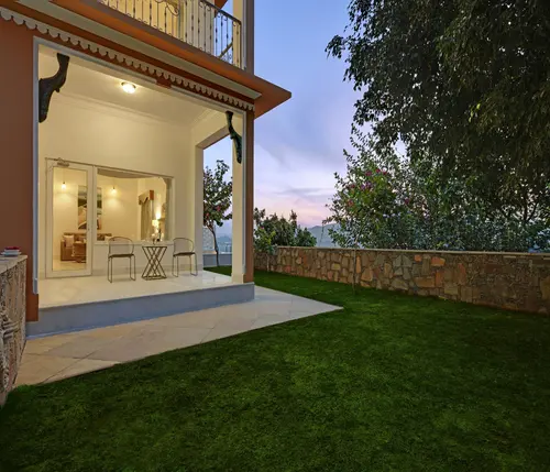 Fateh Garh, Udaipur - Rooms - 460 Sqft 43 Sqmt Valley View King Bed 7