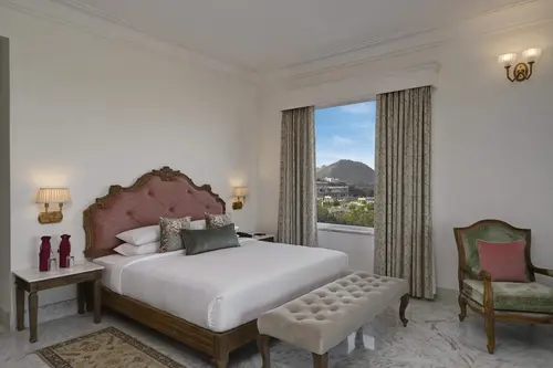 Fateh Garh, Udaipur - Rooms - 600 Sqft 56 Sqmt Mountainhill View King Bed 4