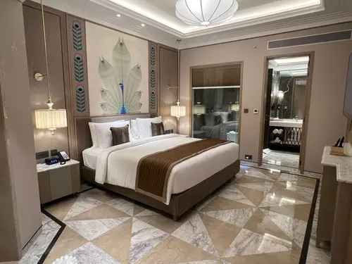 Wyndham Grand Udaipur - Rooms - 1100 Sqft 102 Sqmt Mountainhill View King Bed 12