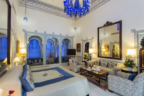 Shiv Niwas Palace, Udaipur - Rooms - 473 Sqft 44 Sqmt Lake View Twinbed 17