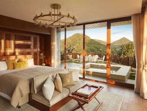 Taj Aravalli Resort & Spa, Udaipur - Rooms - 2895 Sqft 269 Sqmt Mountainhill View Double Bed 10