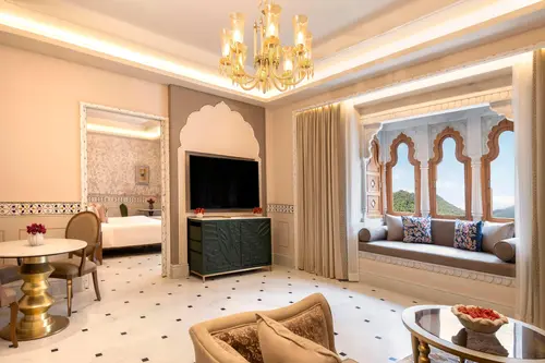 The Lalit Laxmi Vilas Palace Udaipur - Rooms - 1001 Sqft 93 Sqmt Courtyard View King Bed 13