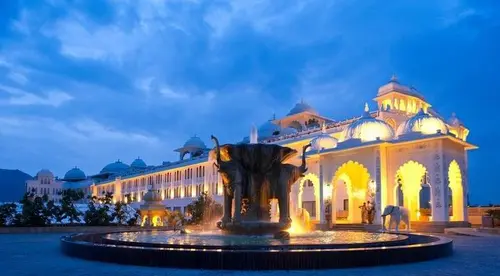 Radisson Blu Palace Resort & Spa, Udaipur - Overview - Entrance 8
