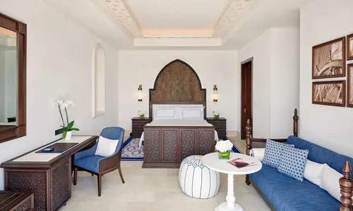 Hilton Salwa Beach Resort & Villas - Rooms - Room 45