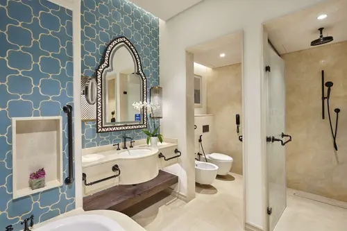 Hilton Salwa Beach Resort & Villas - Rooms - Washroom 76