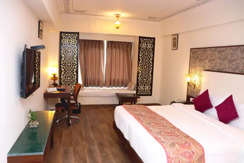 Bamboo Saa Resort & Spa, Udaipur - Rooms - 330 Sqft 31 Sqmt Swimming Pool View King Bed 69