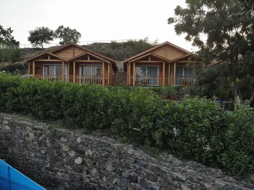 Bamboo Saa Resort & Spa, Udaipur - Rooms - 340 Sqft 32 Sqmt Mountain View King Bed 27