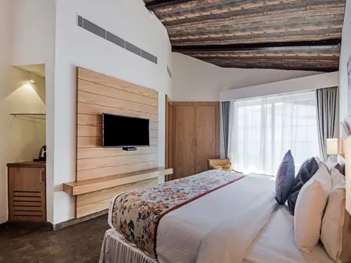 Bamboo Saa Resort & Spa, Udaipur - Rooms - 480 Sqft 45 Sqmt Swimming Pool View King Bed 82