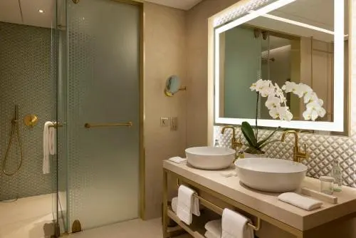 Jumeirah Gulf of Bahrain Resort & Spa - Rooms - Washroom 63