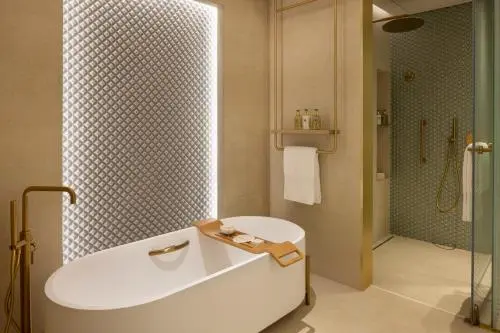 Jumeirah Gulf of Bahrain Resort & Spa - Rooms - Washroom 69