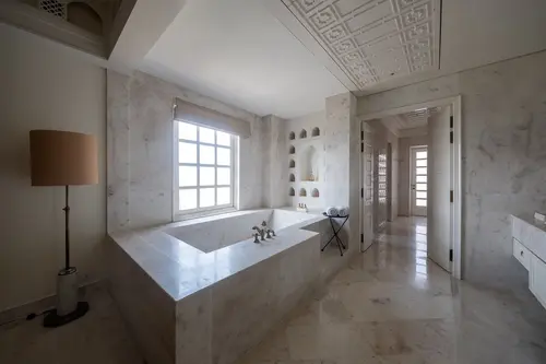 Alila Fort Bishangarh - Rooms - 1056 Sqft 98 Sqmt Mountain View King Bed 29