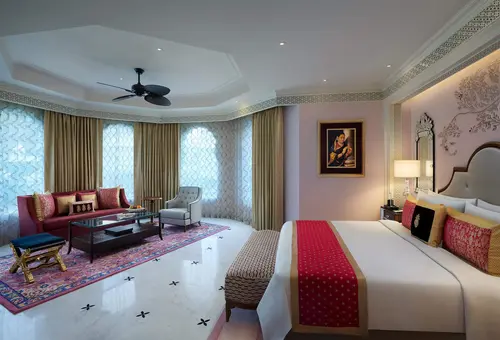 The Leela Palace Jaipur - Rooms - 646 Sqft 60 Sqmt Swimming Pool View King Bed 37
